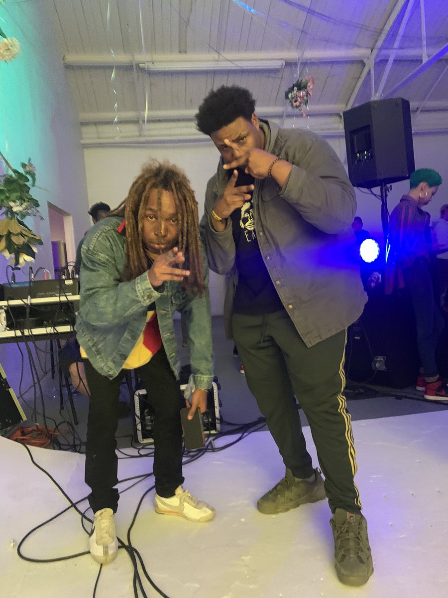 Trippie_Fredd's tweet photo. Nothing But Good E N E R G Y 🌞 @mavi4mayor was a whole vibe. 🔥  #StayTrippy #LetTheSunTalk https://t.co/sXL2aksIGb