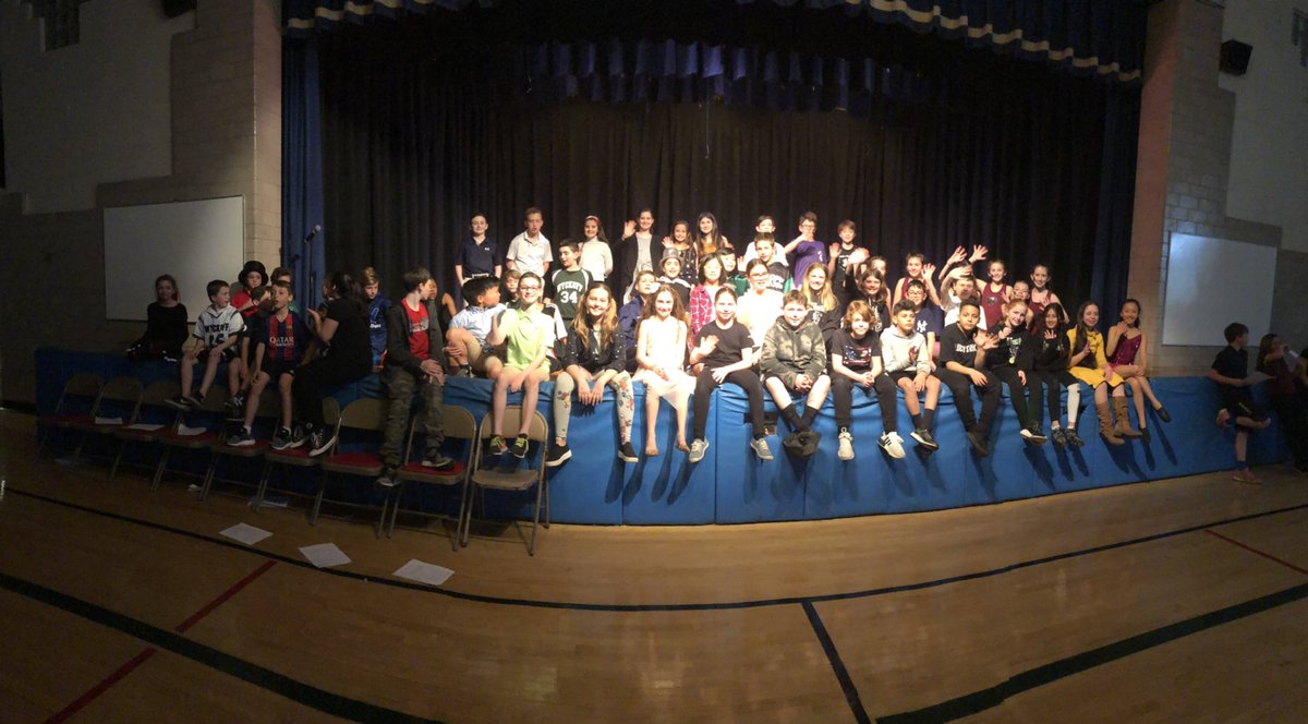 MsMillerWPS's tweet photo. So proud of the amazing 5th graders at @LincolnWPS ! The 5th grade talent show was a success! https://t.co/Ug2mHD7gb0