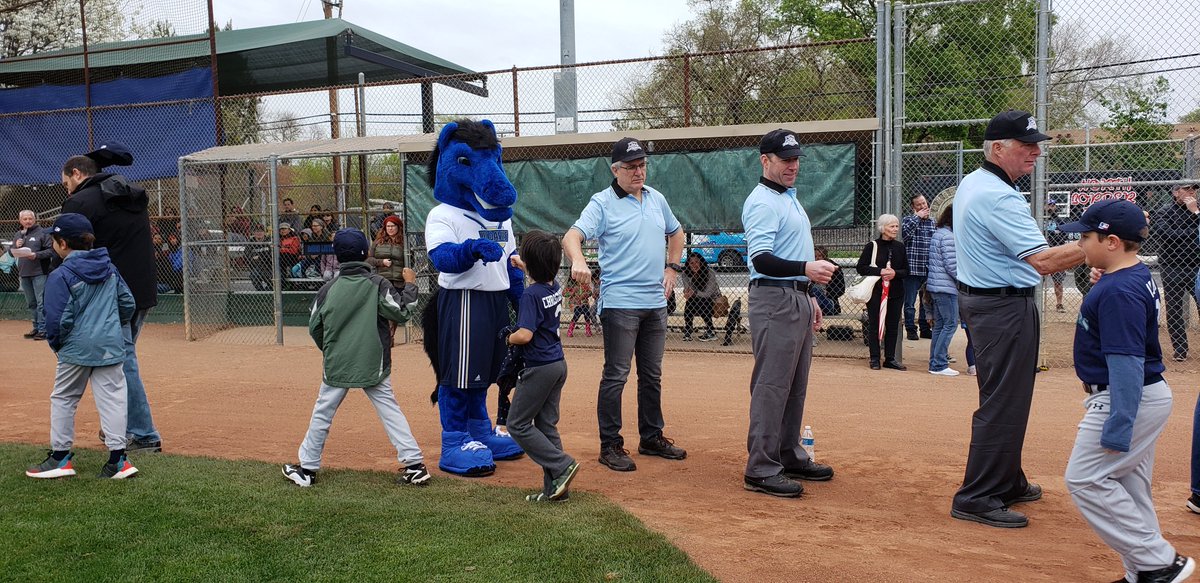 Our buddy Gunrock welcoming all the kids for #DavisLittleLeague on #OpeningDay. We can't wait to see you out <a href="/ucdavisbaseball/">UC Davis Baseball</a> and <a href="/ucdavissoftball/">UC Davis Softball</a>! #GoAgs