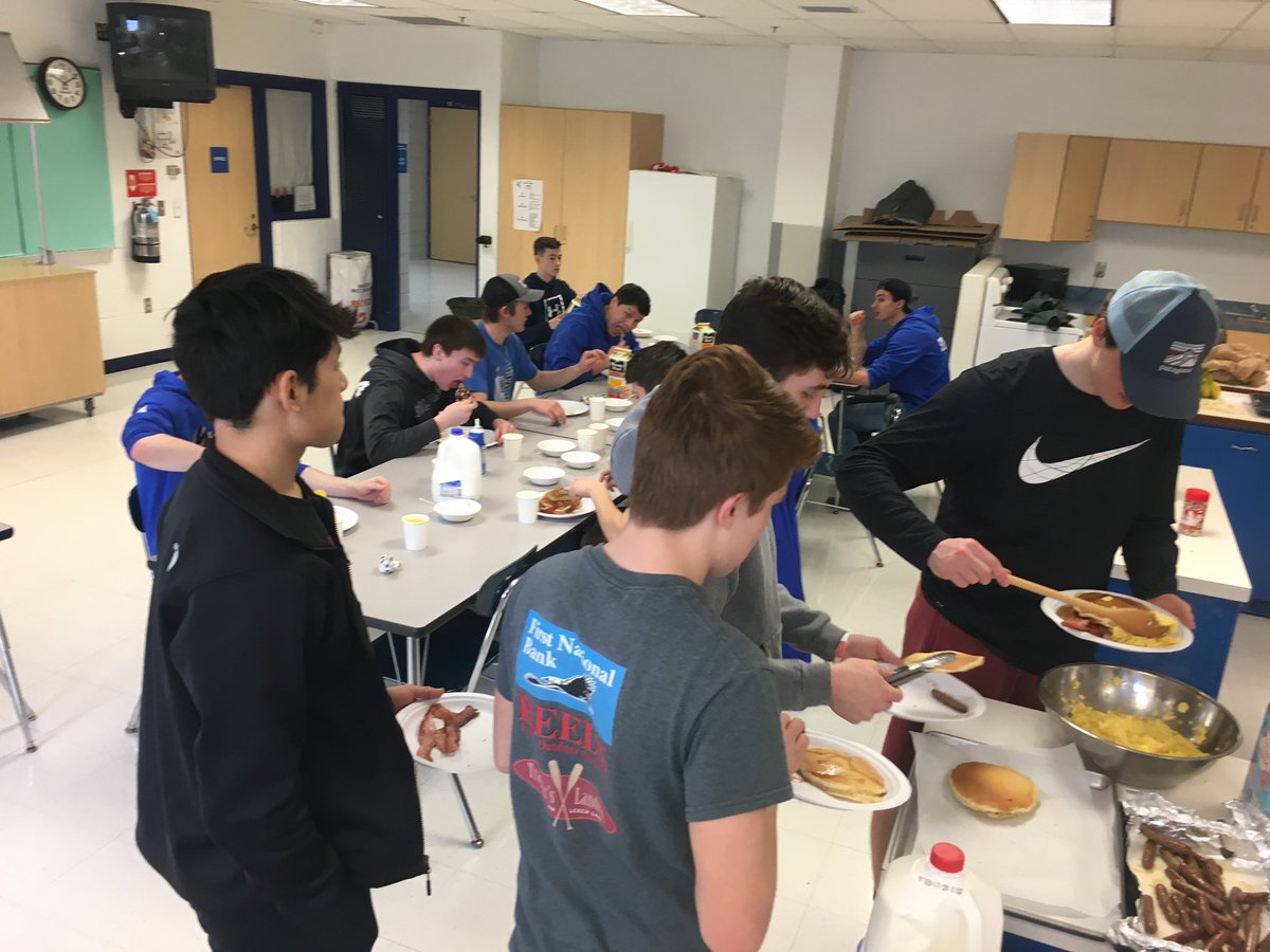 WHAWolvesHoops's tweet photo. 🚨It’s Gameday🚨
We play our rival Nevis tonight in the section quarterfinals! The game is at 6:00pm at Wadena-Deer Creek High School. We hope to see everyone there!!! A huge thank you goes out to our senior moms for cooking and serving a team breakfast this morning!  #Family https://t.co/LJj1ZKaZsz