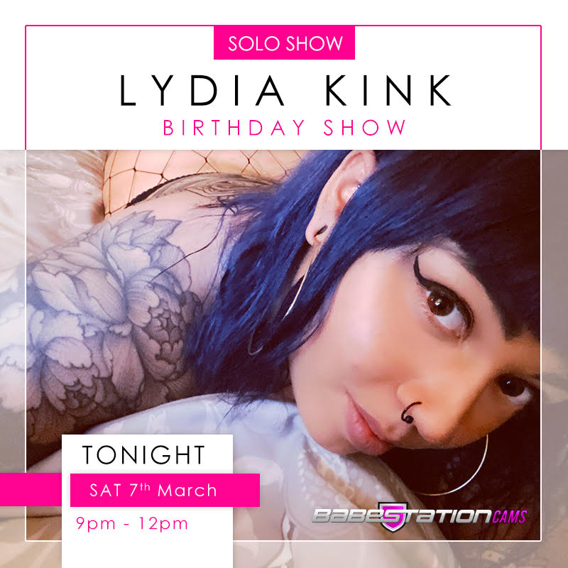 🎂 Celebrate Lydia birthday with her cam show tonight from 21:00 PM. You might see Lydia in her birthday suit https://t.co/Mosqfv23tQ