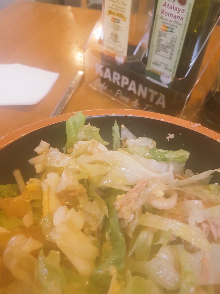 Manu_sito3's tweet photo. Almorzar a las 18h... es otro rollo 🙃
@Karpanta_Rest si vais a la #Alameda tenéis que comer aquí, si que es otro rollo. https://t.co/ti9NWUR0bu
