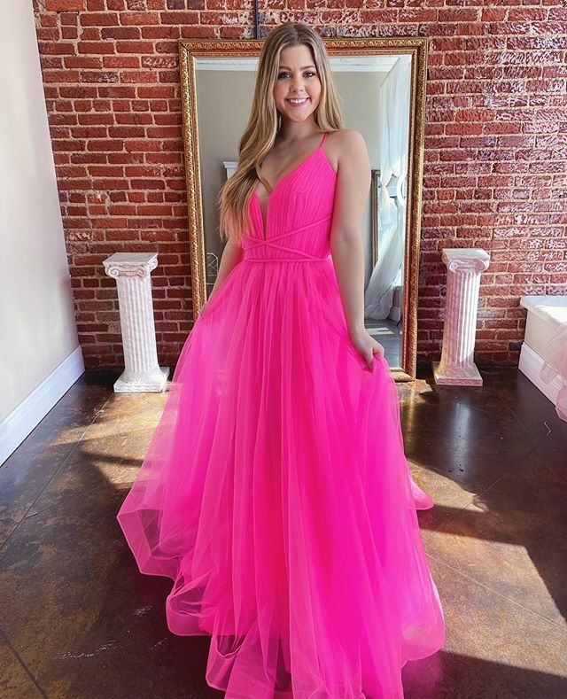 EverAfterTN's tweet photo. It's @lafemmefashion Saturday here at Ever After Bridal! 💖This hot pink style is the definition of fun! You babes better come see us today to say "YES!" to the prom dress ✨  #promdress #fashion #love #dress #style #prom2017 #promideas #beautiful #partydress #promposal #prom2… https://t.co/koMGwW4w5B