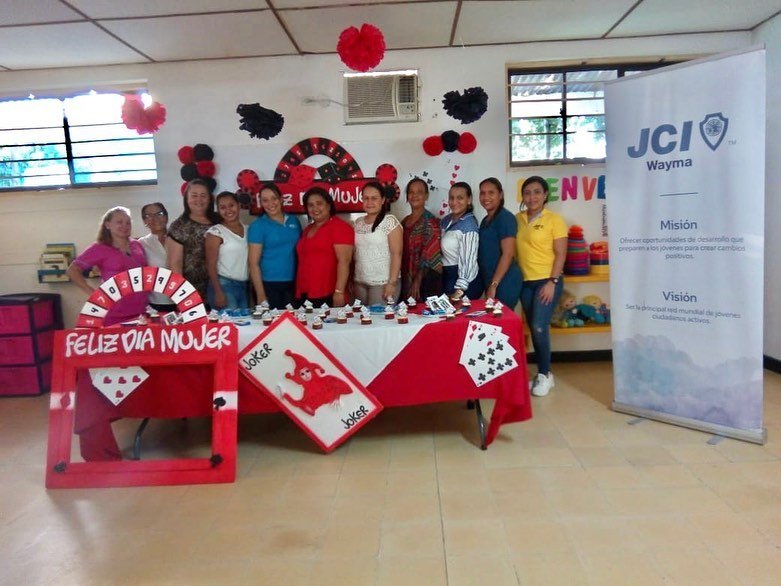 jciwayma's tweet photo. JCI Wayma en conmemoración del día de la Mujer celebró con su Talento Humano en la Modalidad Institucional Hogares Infantiles Divina Pastora, Tarcisio Dímeo, y H.I 7 De Agosto, junto al equipo adm #JCIWayma #ICBF
#Riohacha #RiohachaDTC https://t.co/FfL7KzuMDe