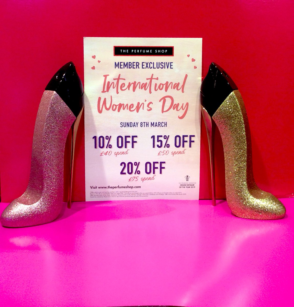 Grandcentral325's tweet photo. What more does a Strong Independent Woman need?
Apart from Killer Heels and a Fragrance ?
A Fabulous Discount That’s What!!!
Join us @Grandcentral325 to Celebrate All  Us Amazing Women
@avinitlargechic @TPSPeople @mariaskitt https://t.co/csoOkT2aSl