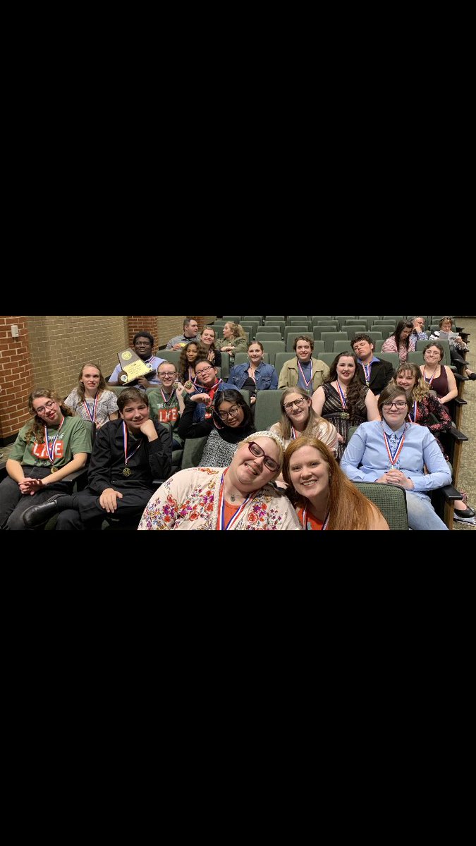 khs_headliners's tweet photo. Last night we advanced in our district one act play competition! Miss Alia Boubel won honorable mention all star cast, Miss Maddie Fail won all star cast, and Miss Layla Davis won best performer 🤠 https://t.co/t275PjgSmV
