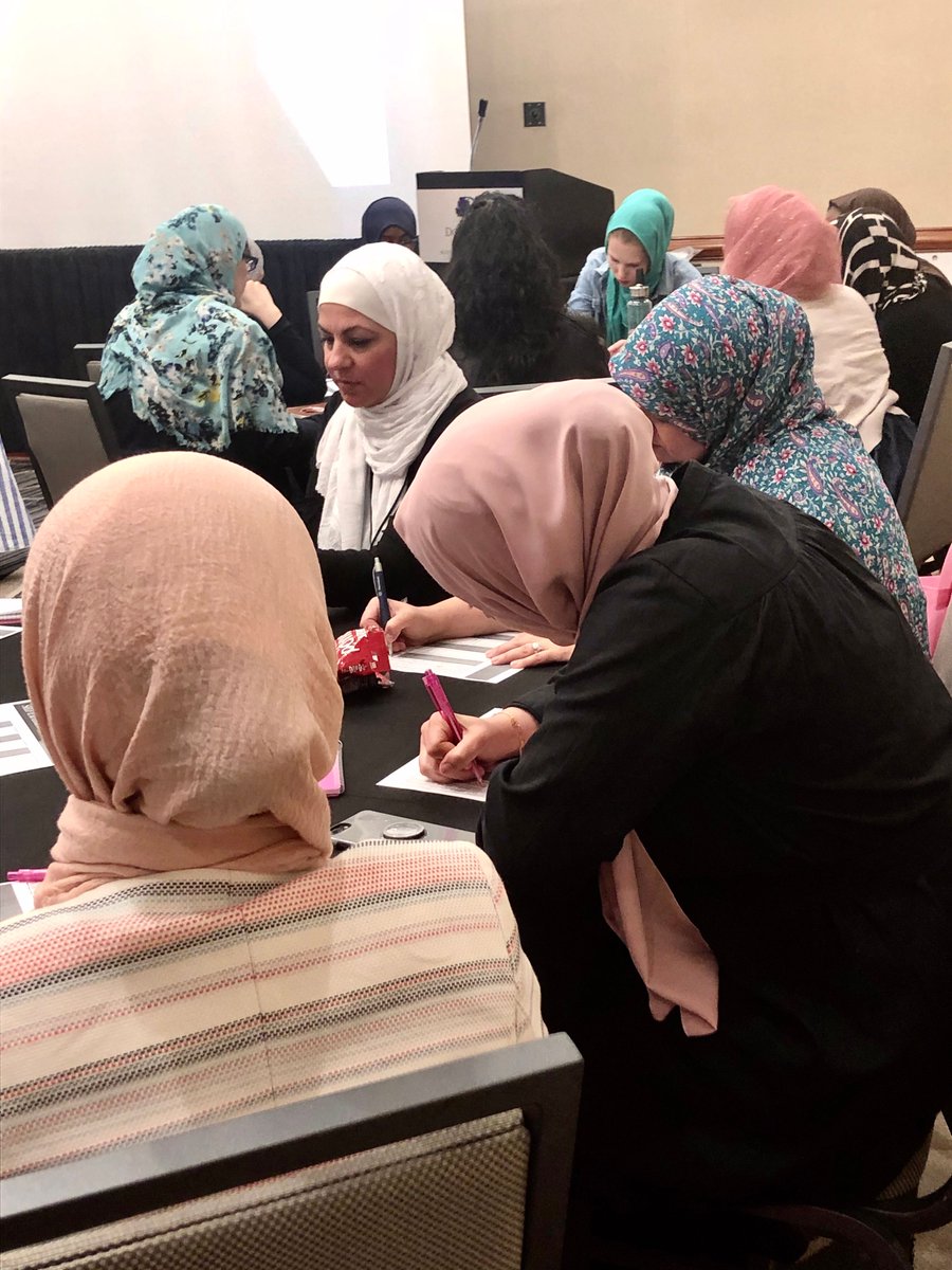 RISEsisterhood's tweet image. Self-exploration with Sally Hassan, learning how to break the loop of perfectionism and procrastination. Thank you to all of our incredible speakers for showing us what it means to become our best selves 💗💗
#RightTimeRightNow