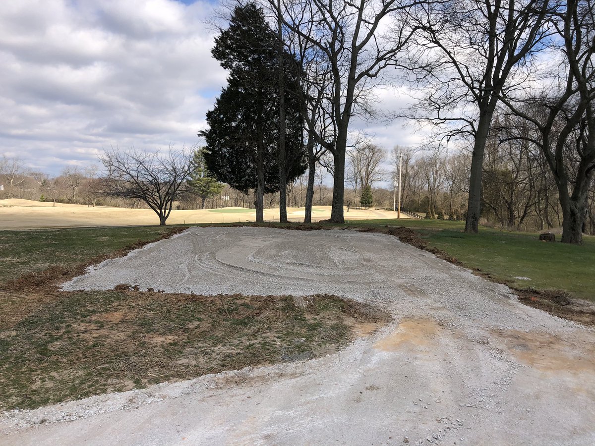 rgmclean27's tweet photo. 30x50 pole barn on the way @indianhillsbgky @l_polecat #needmorespace #greenscovers #poolstuff @Hop_Jason https://t.co/oDGLYB8QIb