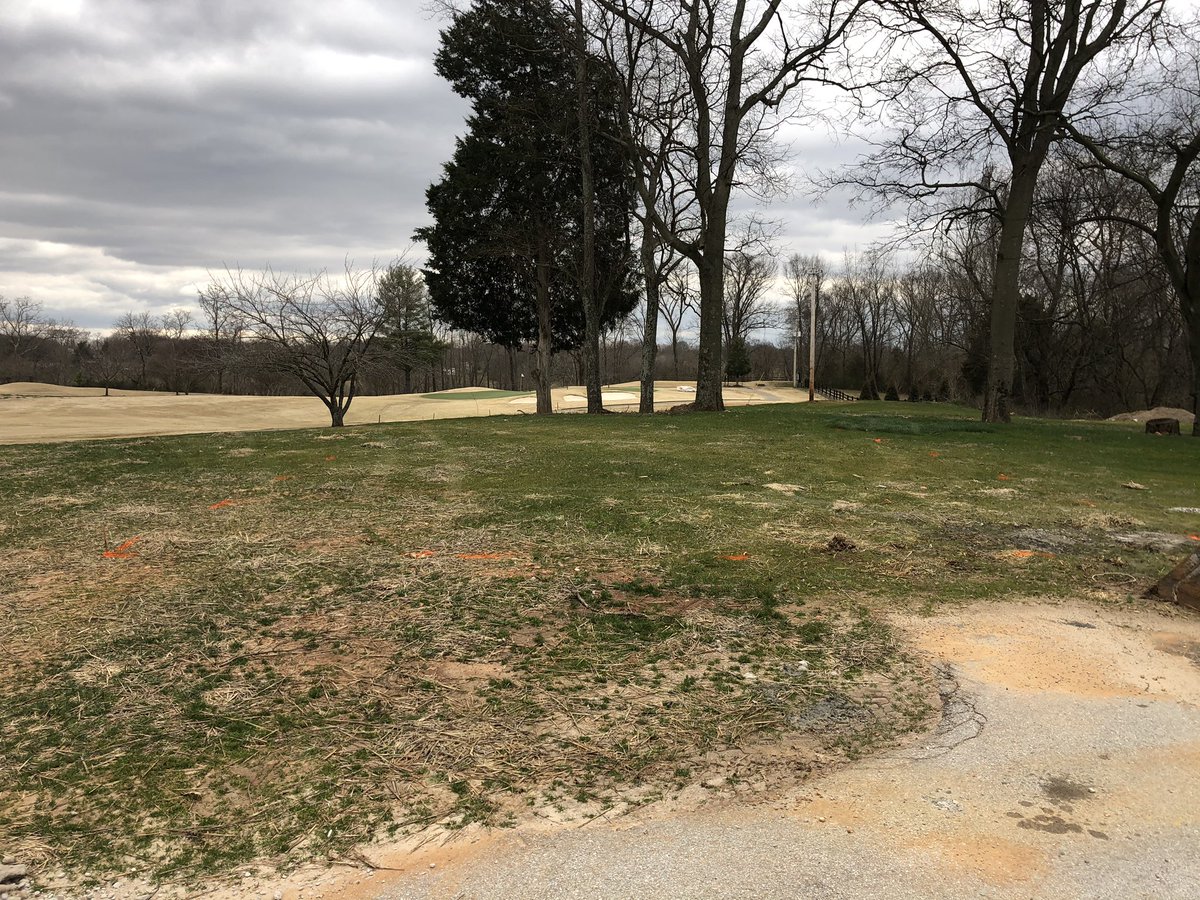 rgmclean27's tweet photo. 30x50 pole barn on the way @indianhillsbgky @l_polecat #needmorespace #greenscovers #poolstuff @Hop_Jason https://t.co/oDGLYB8QIb