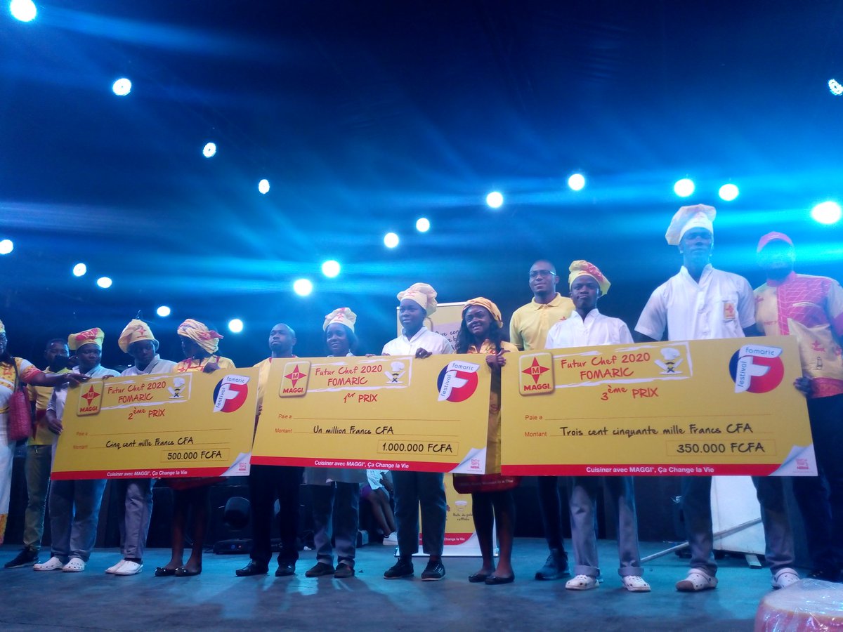Le_TDK's tweet photo. Concours culinaire Futur Chef au FOMARIC avec #Maggi
Les vainqueurs avec leurs chèques.
Bravoooooo
#NestléCameroun #WhatIsInTheCube @NestleCWAR_FR @Banzeu1 @Frankywilly @MarcGhislainCMR @BloggersCM @HemesNkwa @FrankpNamekong @ghislainedigona https://t.co/7TXfif19Y1