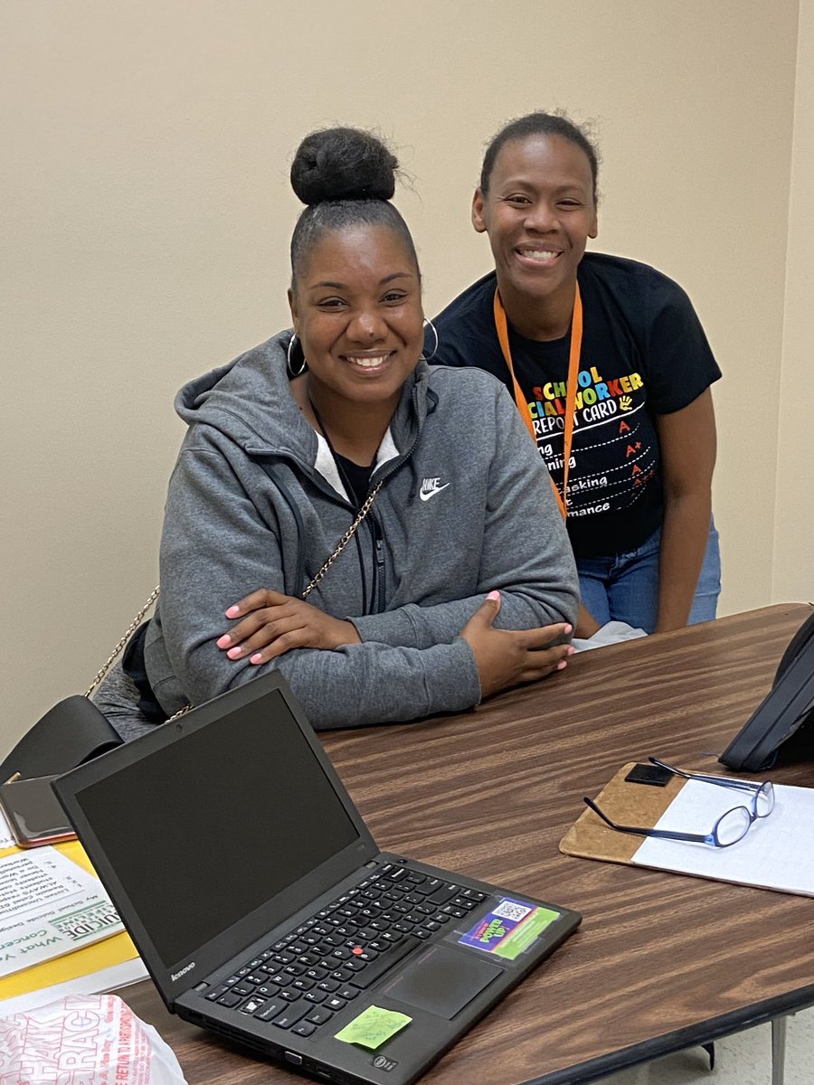 BCPSStudentServ's tweet photo. The Wellness Center @DBHSpathfinder at Deerfield Beach High school is open on Saturday and Sunday, 10 AM to 5 PM to provide support to students parents &amp; community. All services are free &amp; confidentially provided by @browardschools &amp; our community partners. Thank you @ShineMsd https://t.co/BNJg9oBJTM