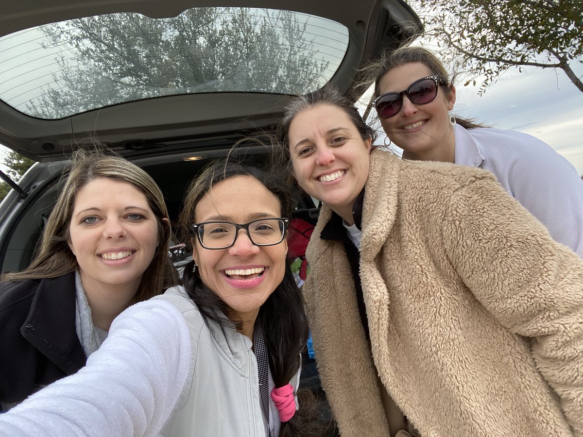 What a wonderful Saturday morning! Thank you to our wonderful NEHS students for your service. Also, thank you staff and administrator <a href="/starling247365/">Starling</a> for your support. ❤️<a href="/CISDDietz/">Dietz Elementary</a> <a href="/OfficialCISD/">Crandall ISD</a>