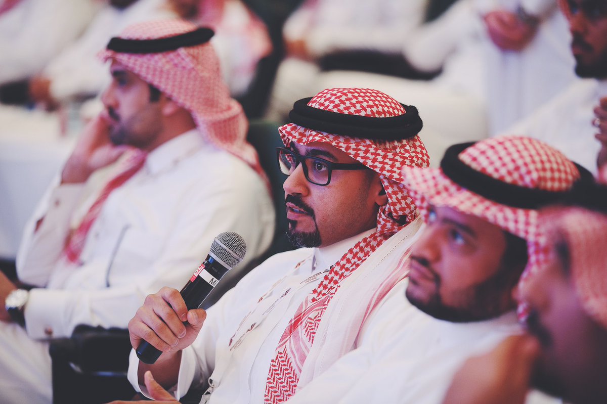 AbdullahDNT's tweet photo. سعدت بتغطية الملتقى العلمي الأول لجامعة سطام بن عبدالعزيز بعنوان “الابتكارات الحديثة في طب الأسنان” ، صور مختارة لهذا الحفل الكريم . (Part 1) https://t.co/pvUpyhq8Ms