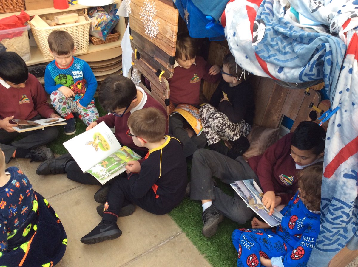 Holcombe Brook EYFS tweet media
