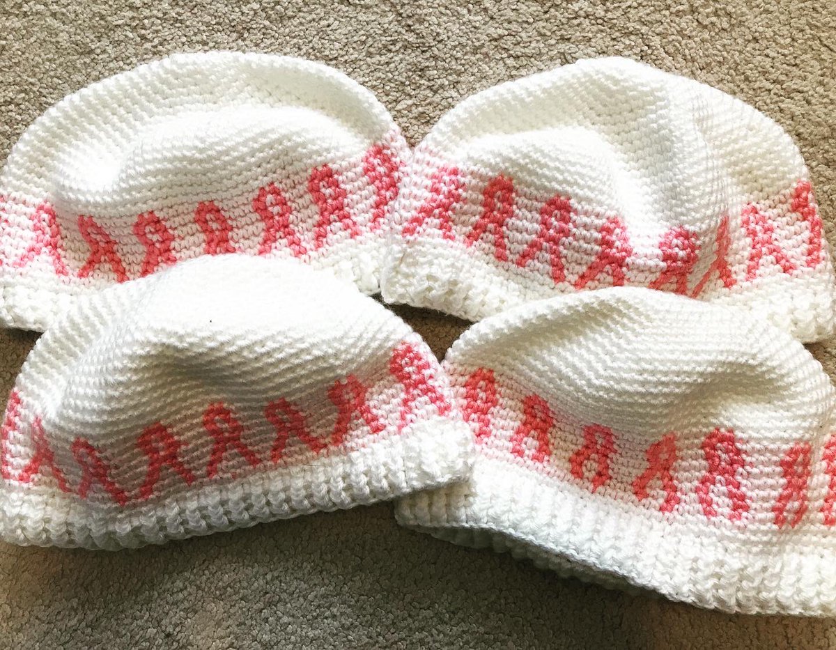 weebraveheartca's tweet photo. We can’t thank this wonderful group of women enough who continue to make us breast cancer pillows, chemo hats and a new addition- hand made Kleenex holders.

These items are truly made from the 💙.

Thank you Judy Hitchings for the hats and to Chris Cann for the pillows. https://t.co/Vxh4FtPJFK