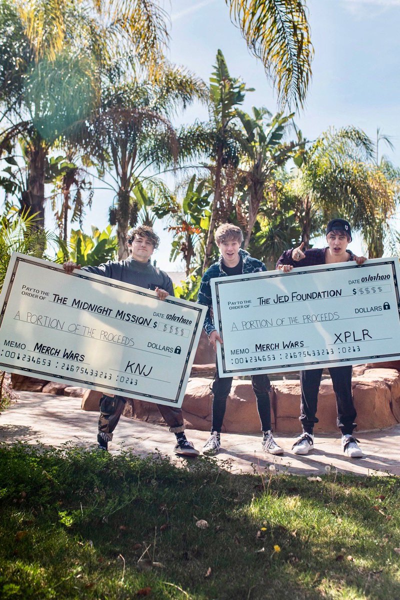 SamandColby's tweet photo. Huge thank you to everyone who was in merch wars cause we were all able to help out these amazing charities!
But weβd like to say you can wear those jerseys proud cause #TeamXPLR WON BABY!!!
Letβs gooooo! The Sam and Colby family really came through for this ππ₯ https://t.co/3Ufa7jW6eR