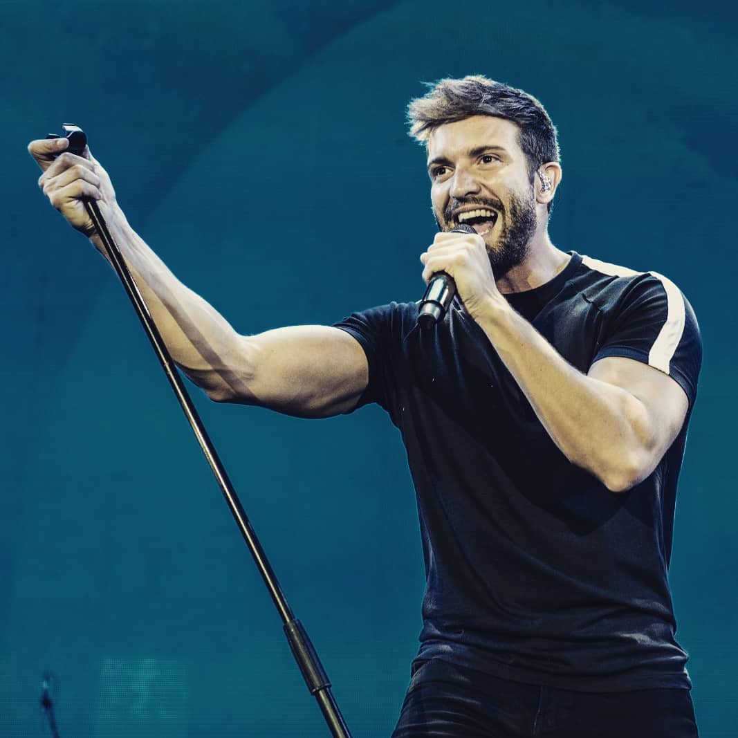 LegionUru's tweet photo. @pabloalboran en Uruguay #TourPrometo2020 #PuntadelEste 🇺🇾🎶👏👏👏👏👏👏👏 @EnjoyPde . ❤❤❤❤ https://t.co/JotnHwUib6