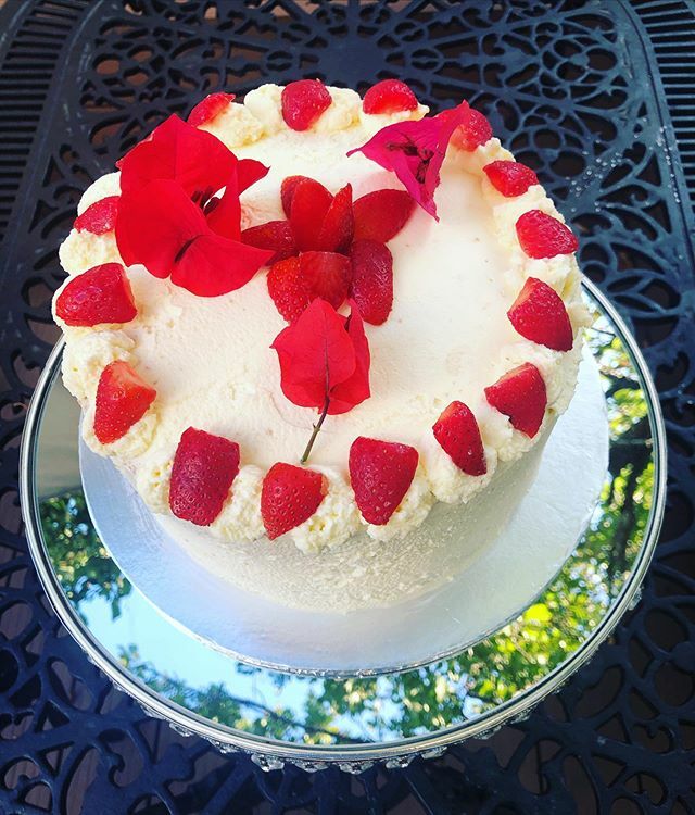 halaaLifeCT's tweet photo. Have a berryful Saturday night 🍓 
Strawberry Shortcake, my labor of 💕 
as it’s my second son’s fave ❤️
Soft, fluffy vanilla chiffon-like cake with mascarpone cream cheese filling and topping with strawberry lemon syrup and strawberry slices... Hmmm🍓🍓… https://t.co/wpx7TqN0ek https://t.co/tDspmdsPCM
