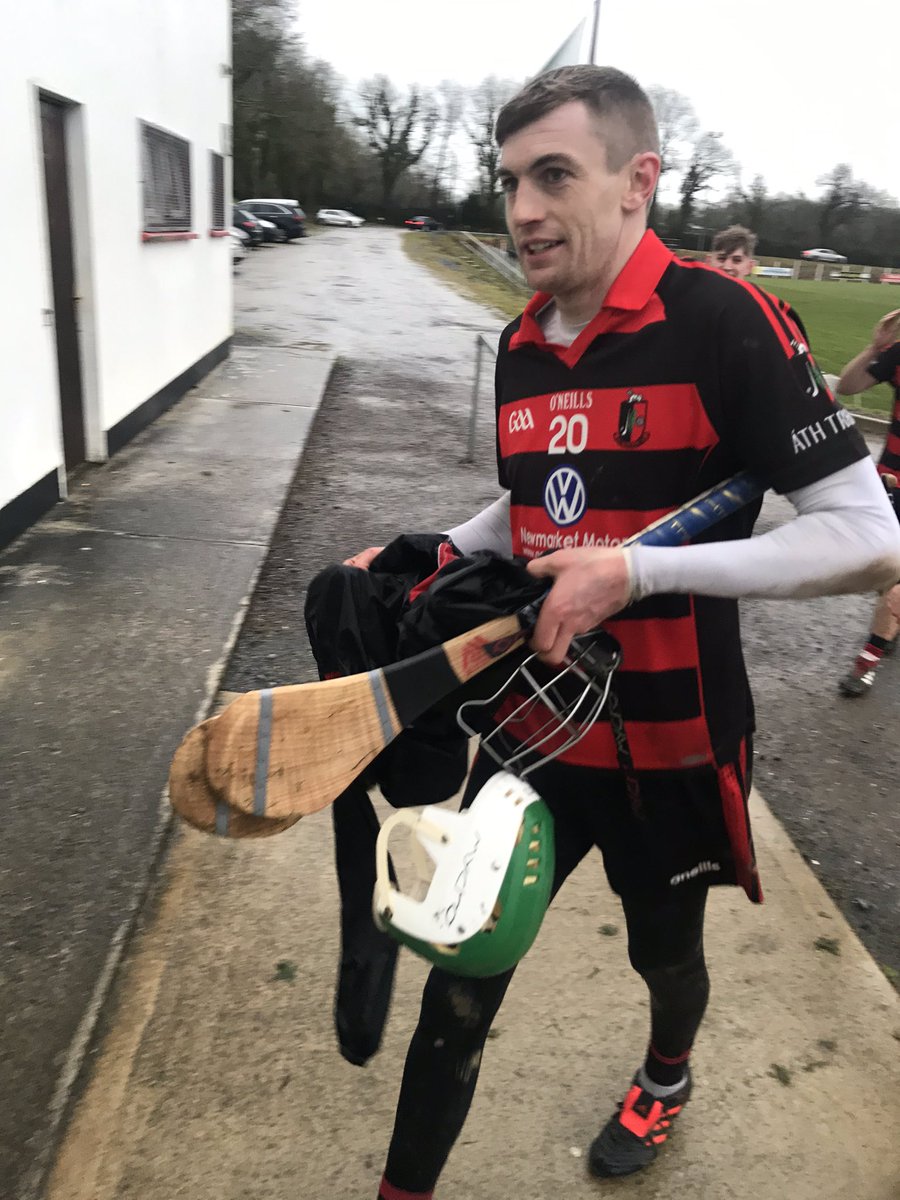 newmarketgaa's tweet photo. Darren O Keeffe marked his return to play with two points in today’s JAHL match after a lengthy lay off with an ACL injury 👏🏻⚫️🔴 https://t.co/FglsC3ey4q