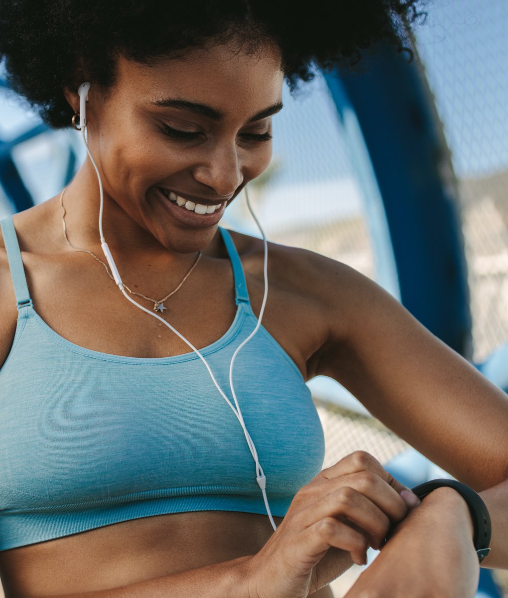 HumanIntegrated's tweet image. It's daylight savings tomorrow so don't forget to adjust your clocks. Spring it forward because spring is finally coming! #daylightsavings #SpringForward #springitforward #yeg #edmonton #spring #psychology #physiotherapy #massage #acupuncture #chiropractor #dynavision #dietitian