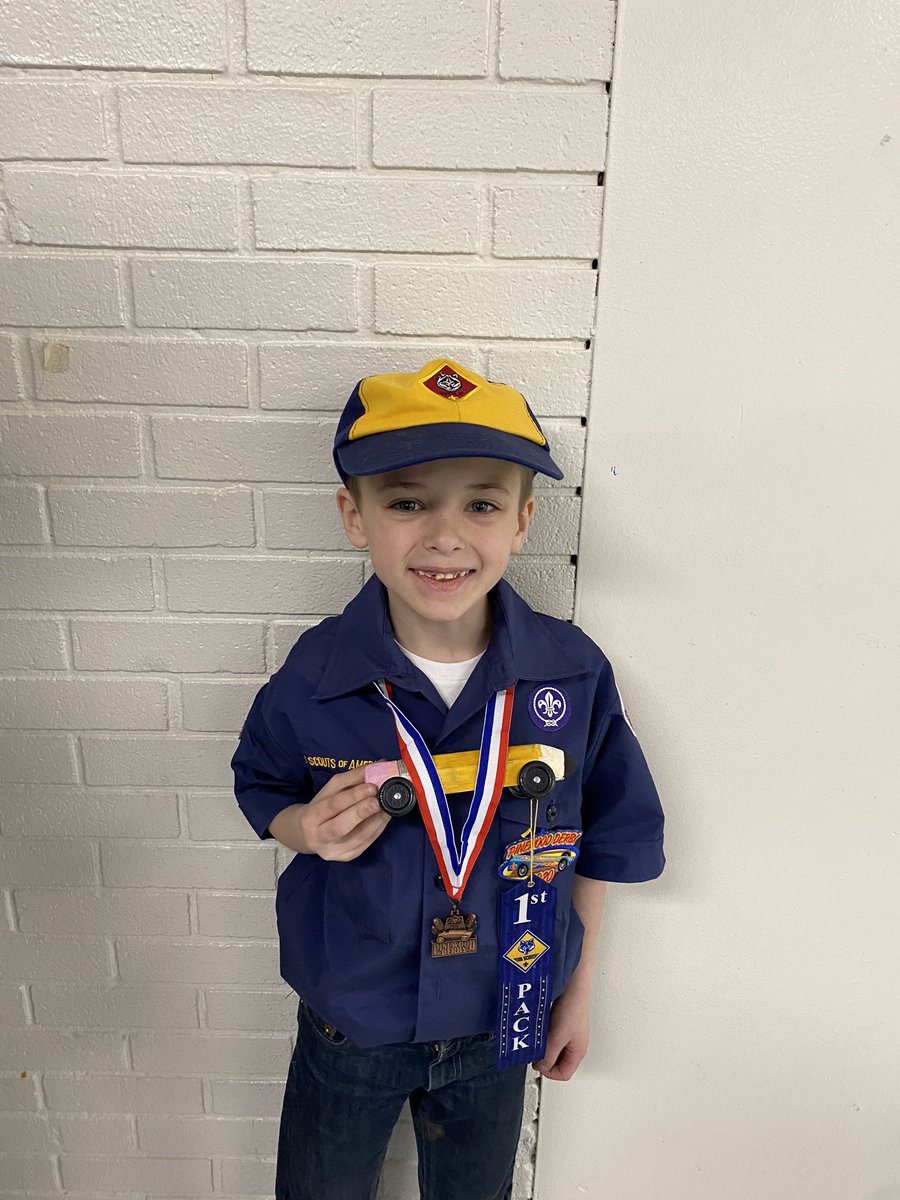 First Pinewood Derby for Lucas and he won 1st best in show for den and 3rd best in show for pack 85! #pencil  #scouts #pinewood #harvestdistrict