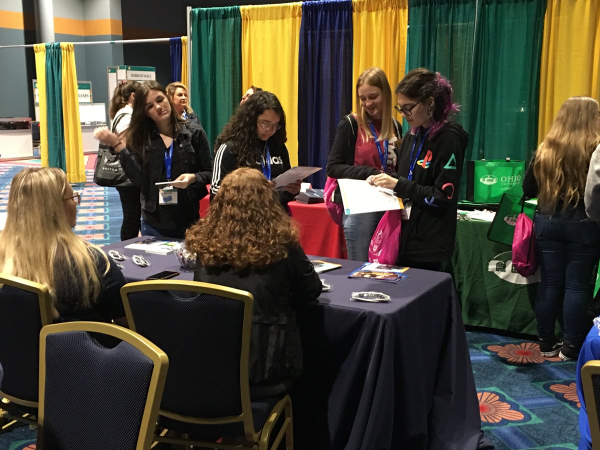 Good day at the Women in Aviation Conference. Thank you <a href="/ERAU_Daytona/">ERAU Daytona Beach</a> for sponsoring.