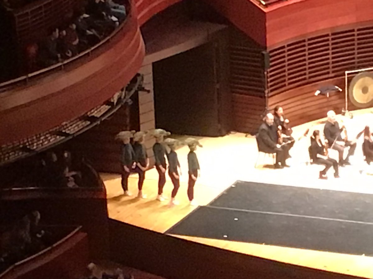 elemstrings's tweet photo. BRAVO @philorch, @Linitaconductor &amp; @therockschool! AN Amazing performance by all! Thanks for inspiring our budding musicians! @EastPennSD #MusicEducation #EastPennProud #OrchestraRoadTrip https://t.co/0cVZ5MjTzo