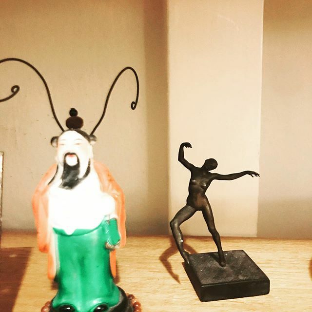 jjobear's tweet photo. Such a treat to visit @rbergersf home, so many pieces of artwork and how interesting the way the items were placed together https://t.co/Ex7EmLi5gf https://t.co/DN4MXzGSf0