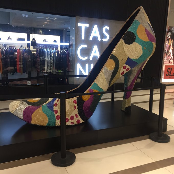 Do you have this in a size 8? #shoefetish #stilettos https://t.co/g13en4O4yn<a href="/tag/shoefetish"class="tags">#shoefetish</a><a href="/tag/stilettos"class="tags">#stilettos</a>