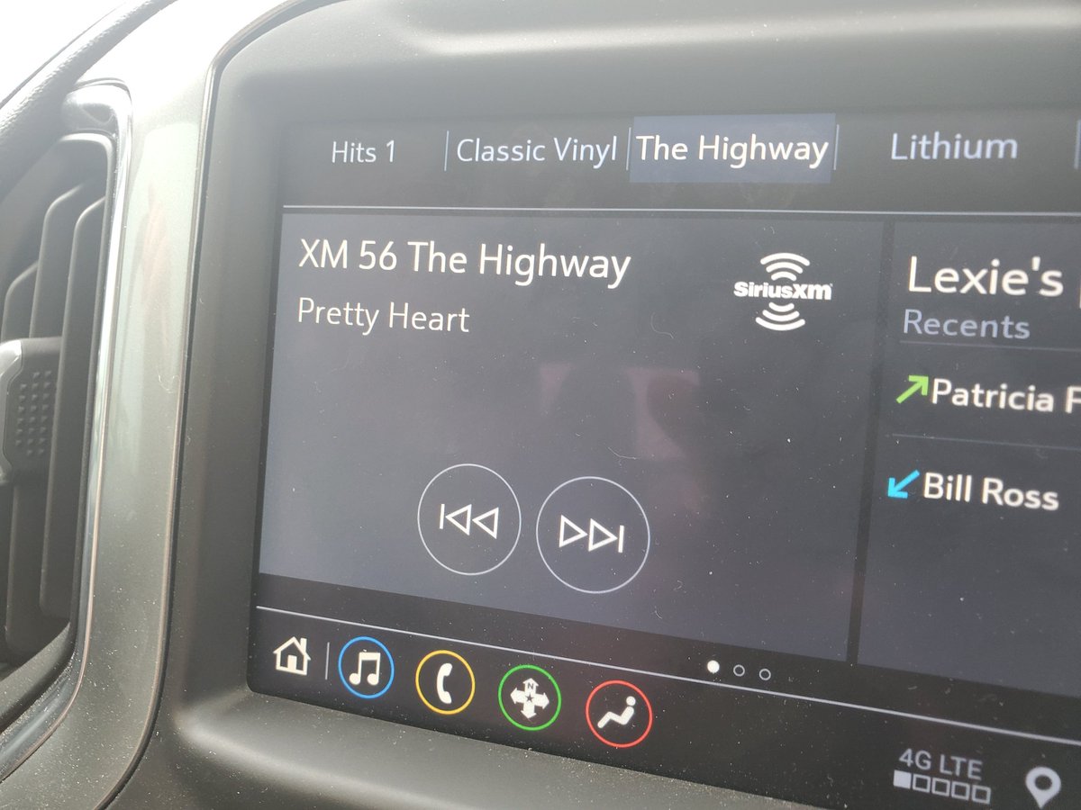 reddirtimage's tweet photo. Seems surreal to see @ParkerMcCollum on @SXMTheHighway. You've come a long way brother from tweeting your phone number out to @MrDaltonDomino and walking around the stockyards unrecognized. Congrats my friend on doing it your way. https://t.co/kRsghO1ASw