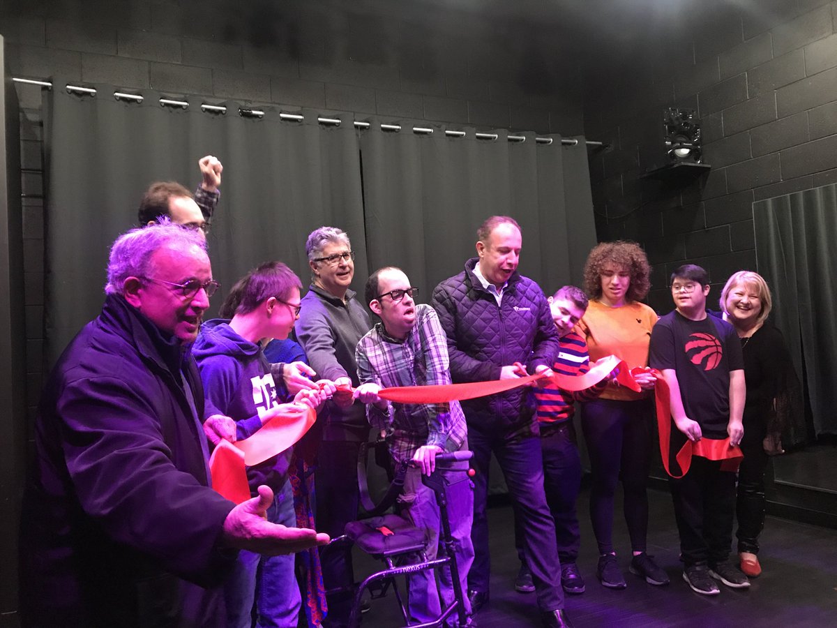 It official, the Grand Opening of ⁦<a href="/ThatzShowbiz/">ThatzShowbiz</a>⁩ ⁦<a href="/1059TheRegion/">105.9 The Region</a>⁩