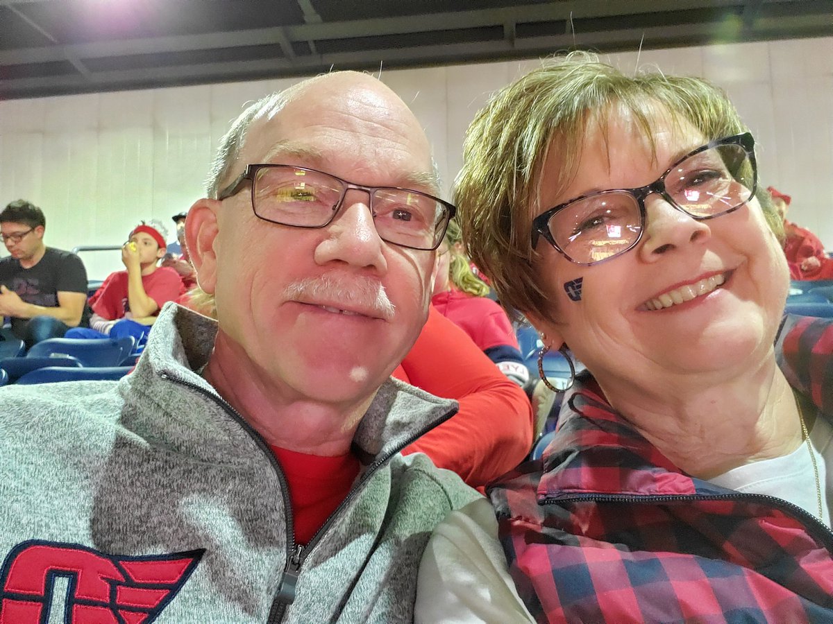 ElkingBarb's tweet photo. #Dayton6th Happy Birthday Frank! Go UD!!! https://t.co/pbrTfdywvk