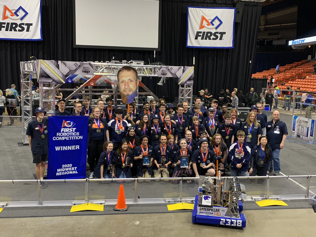 This team! These mentors! These alumni! That bot! #infiniterecharge #omgrobots #FRCMWR