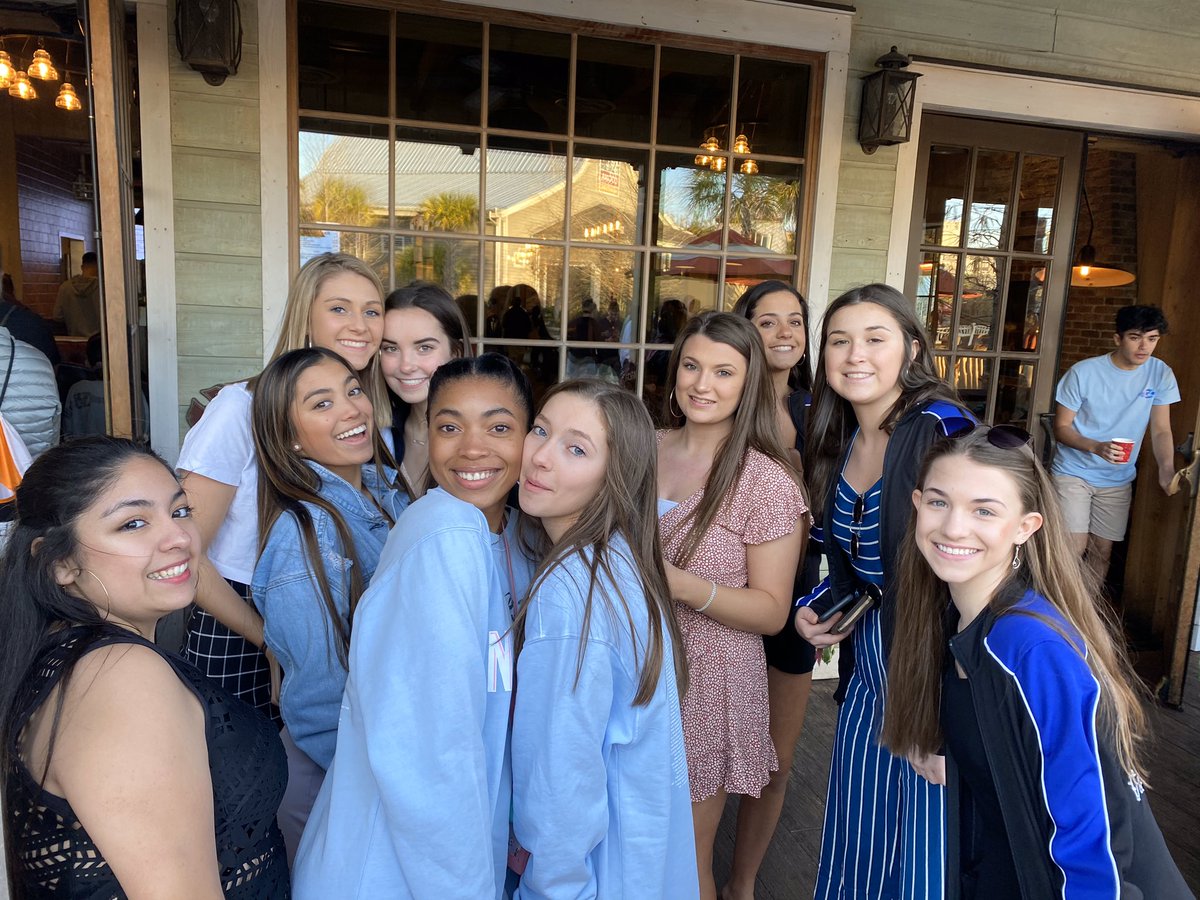 HRHSVarsityPoms's tweet photo. We made it to FINALS with our Poms routine at NDA Nationals! Tonight we celebrate at Disney Springs 🎉 

Tomorrow we spring forward and will be up early for our finals performance at 9am eastern time 😳

We’re ready, send the Colorado love!! 💙 #goOFFsis https://t.co/pfsbaOYpAz