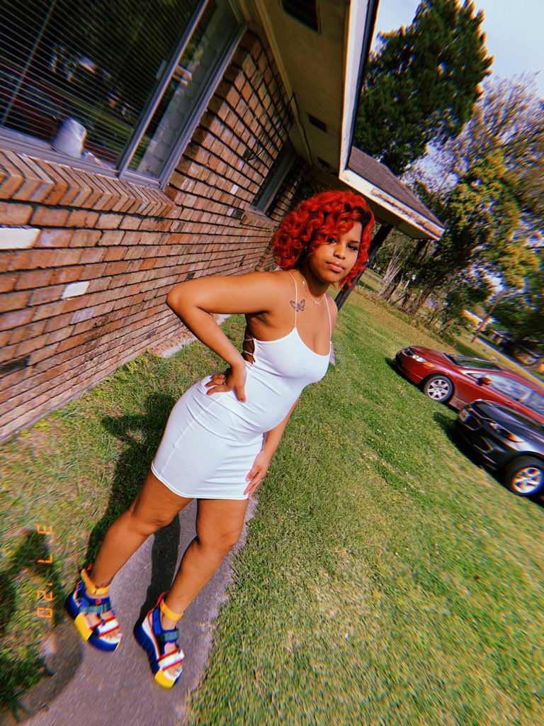 kierra_ripfred's tweet photo. She a lit bitch🔥❤️ https://t.co/WyL9ZYWlQ4