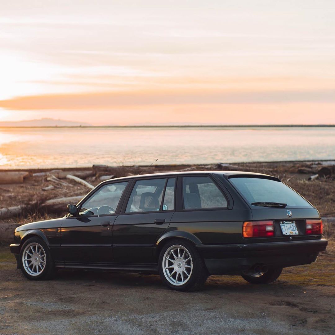 ECSTuning's tweet photo. We're suckers for a clean E30 Touring. 

🏎️ @e30touringguide

#e30 #bmwe30 #e30touring #e30lifestyle #e30wagon #e30worldwide #e30meet #e30daily #wagonmafia #wagonwednesday #bmwe30 #bmwtouring #e30life #bmwclassic #e30ology #325i #bmwm20 #bmw6cylinders #e30zone #e30projects https://t.co/kuXdV6G4MM