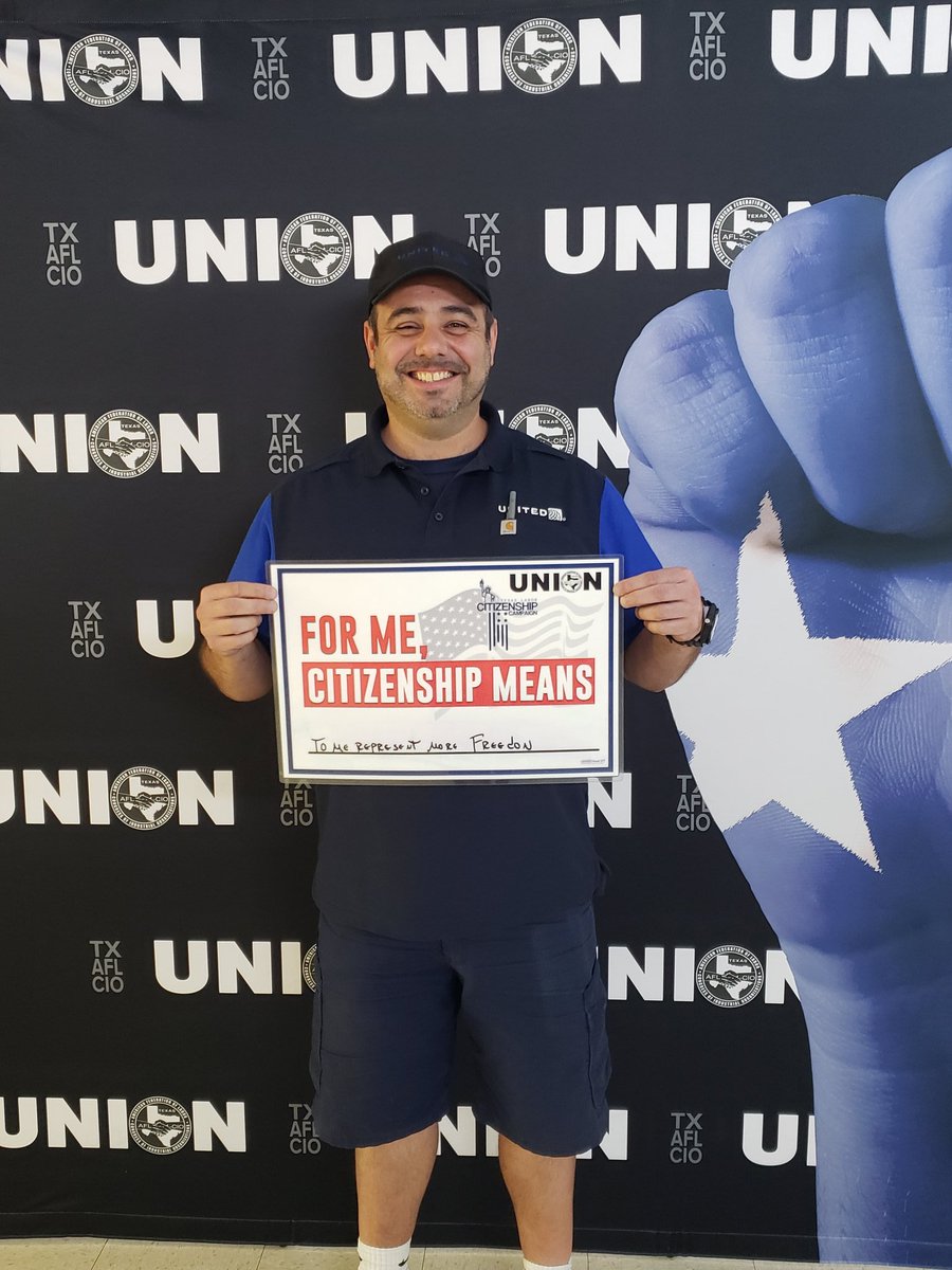CitizenshipTX's tweet photo. Congratulations to Antonio with @MachinistsUnion on completing his naturalization application today! #txcitizenship #1u https://t.co/OlvYdysk9j