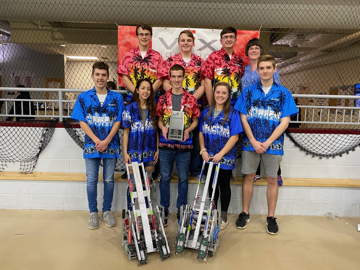 RipleyHSWV's tweet photo. Ladies and Gentlemen your WV Vex Robotics State Championship Team! They will be returning to the Vex World Championships in Louisville!! https://t.co/DFNzP2Xmhg