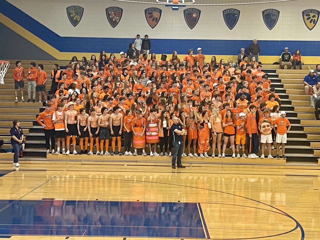 KMac1020's tweet photo. We soared in alright...#kmacproud #OEGrit #leaveitallonthecourt https://t.co/50Wy8lAyDT