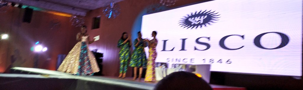 FatimBlog's tweet photo. Aniela Vé Kouakou
En s'adressant à @Vlisco "Vous avez une ambassadrice qui représente chacune de nous."
"Chacun d'entre nous est l'opportunité".
Aniela Vé. Kouakou
#Vlisco #8Mars #Areel #civ225 #fatimblog @Melykuny @JahelleBonee @PauleMarie11 @PauleMarieA https://t.co/sCghUtHoz2