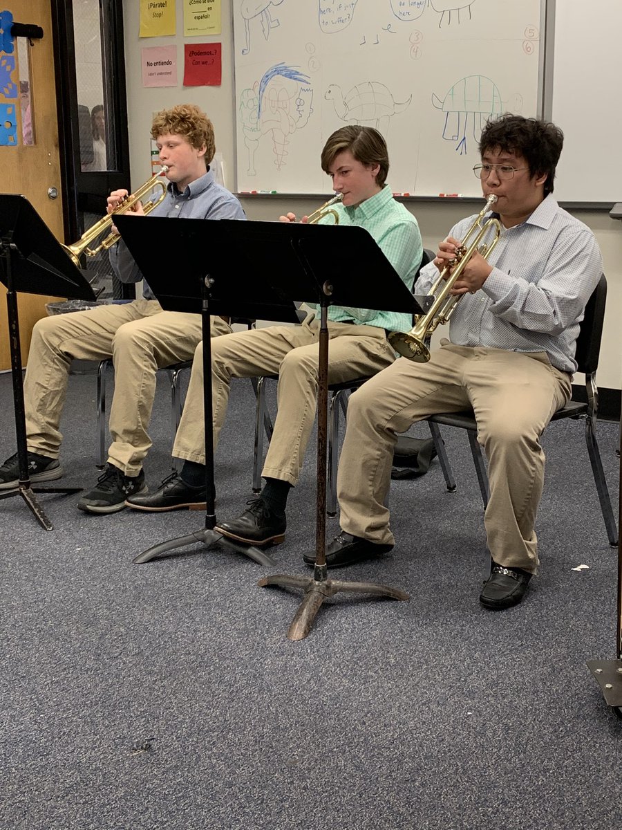 GriffinBand's tweet photo. Trumpet Trio (Q. Bachman, C. O’Reilly, S. Destura)
Luke Kotcher (horn solo)
Brendan Ash (alto sax solo)
All earned a 2 rating for their performances! Great job men! https://t.co/OoEVLgY6W5