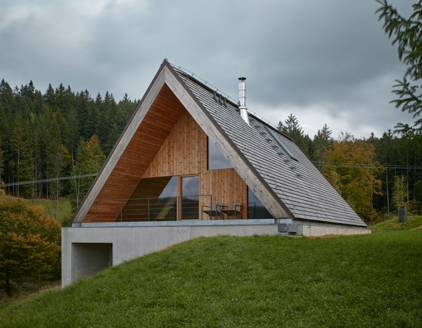 ArchDaily's tweet photo. Weekend House in Beskydy / Pavel Míček Architects https://t.co/z1MsIFqnwH https://t.co/gdMQgKdyX2