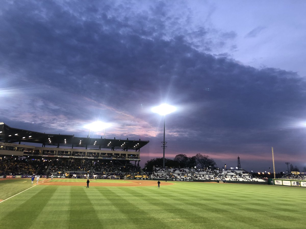 LSU Summer Ball tweet media