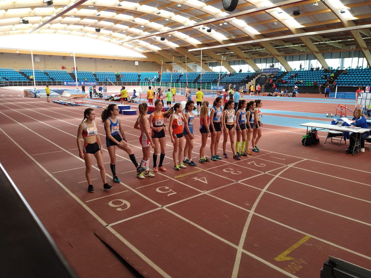 CALeganes's tweet photo. Campeonato de @atletismoRFEA sub18, campeonato de @AtletismoMadrid sub20, campeonato de @AtletismoMadrid sub16, cross Hortaleza... ha sido una jornada movidita para nuestro club 😉😉
Y mañana... más!!! https://t.co/MMYXvlFpdG