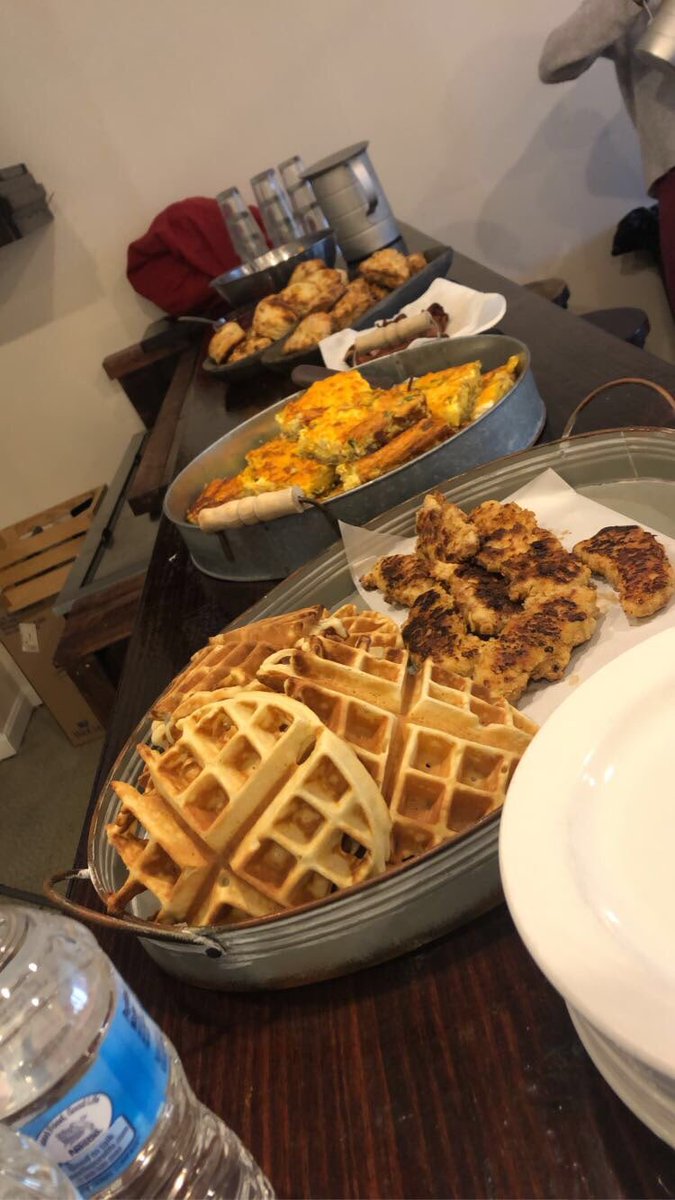 nick35miller's tweet photo. My sisters opening a bakery in Ashland.... I HIGHLY recommend you check it out when she opens in April https://t.co/kDT9OctyyE