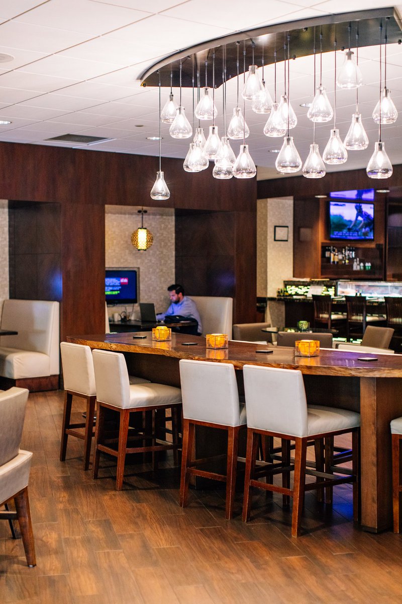 ATL Airport Marriott tweet media