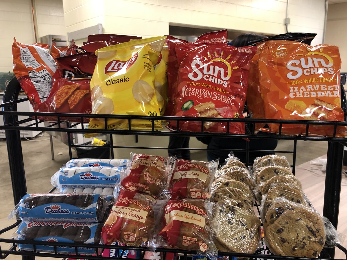 CbyCox's tweet photo. Early morning expo? Stop by our concession stands and grab a donut, cookie, and a coffee. #morning #breakfast https://t.co/8ghpZivZhv