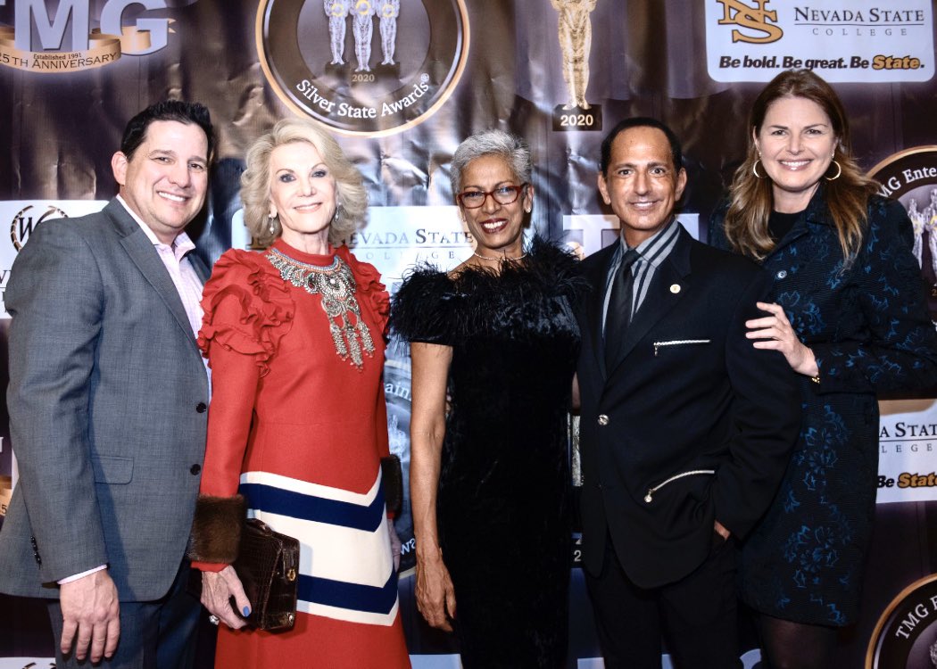 TMGAwards's tweet photo. 27th Silver State Women Awards - Award Recipient Elizabeth Blau, Awards Producer Paolo Sadri, Award Recipient Punam Mathur, Award Presenter Elaine Wynn &amp; Award Host Kendall Tenney. #silverstateawards #womenawards #women #womenpower #WomenWarriors #womenempowerment #womaninbiz https://t.co/88dBTZFKL6