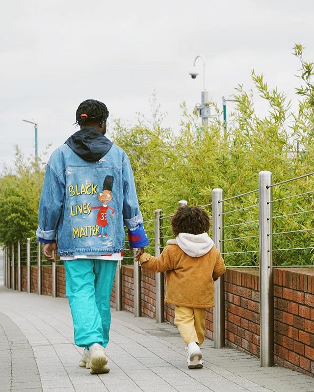 tweetymonkey's tweet photo. Always in step 👟👣👟
👨‍👦
📸: @special_karli
Here come the hashtags.... #EveryoneGetsAHashtag #Family #FamilyGoals #MixedFamily #LookAtUS #FineFamily #NoHateAppreciate #dublin #ireland #dadgoals #dadandson #stylefam #stylishfamily #instafashion #liveauth… https://t.co/K56po8dfKz https://t.co/8kn7hs1wnY