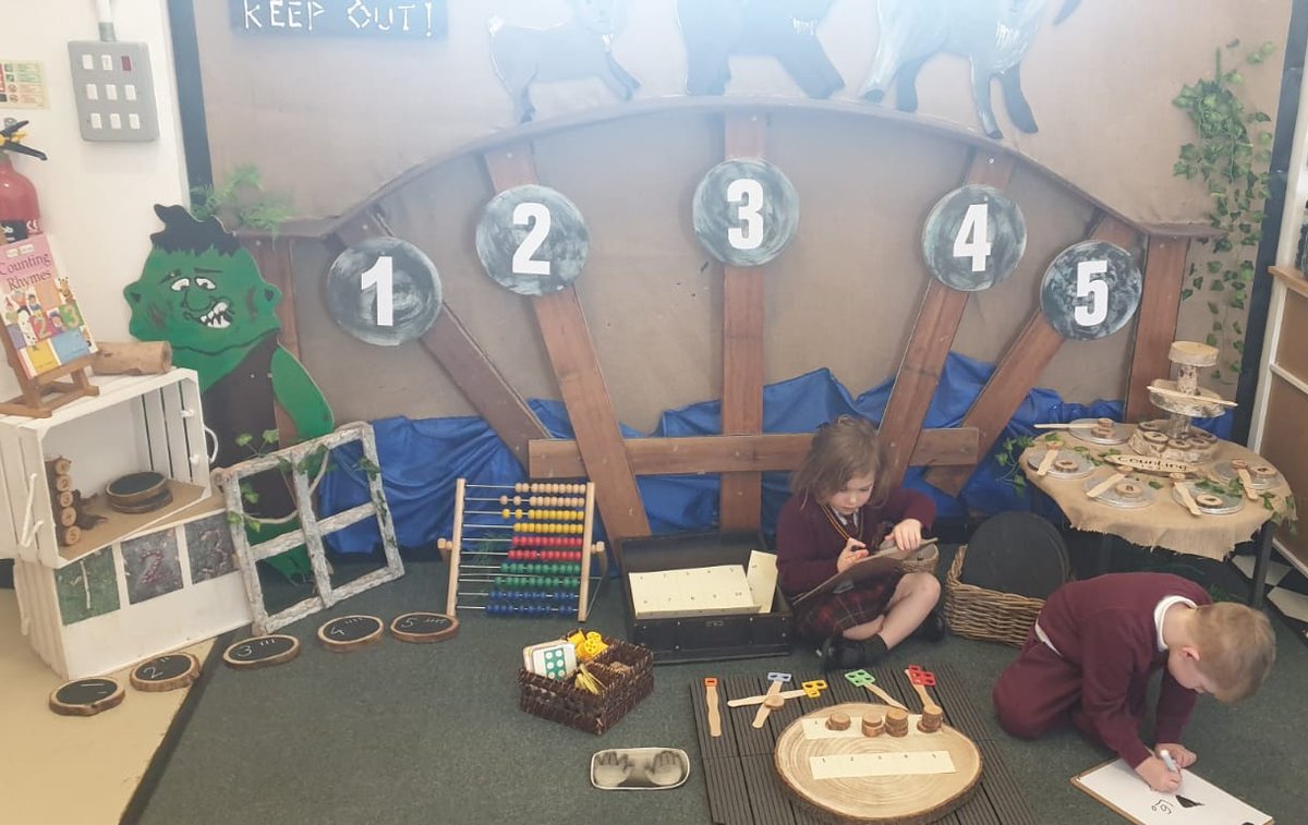 anfieldroadeyfs's tweet image. Lovely independent maths play #Number #Counting #NumberWriting 🔢